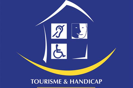 Les services du Camping Loire et Châteaux à Bréhémont en Indre et Loire proche de Tours et Saumur, près des châteaux de La Loire